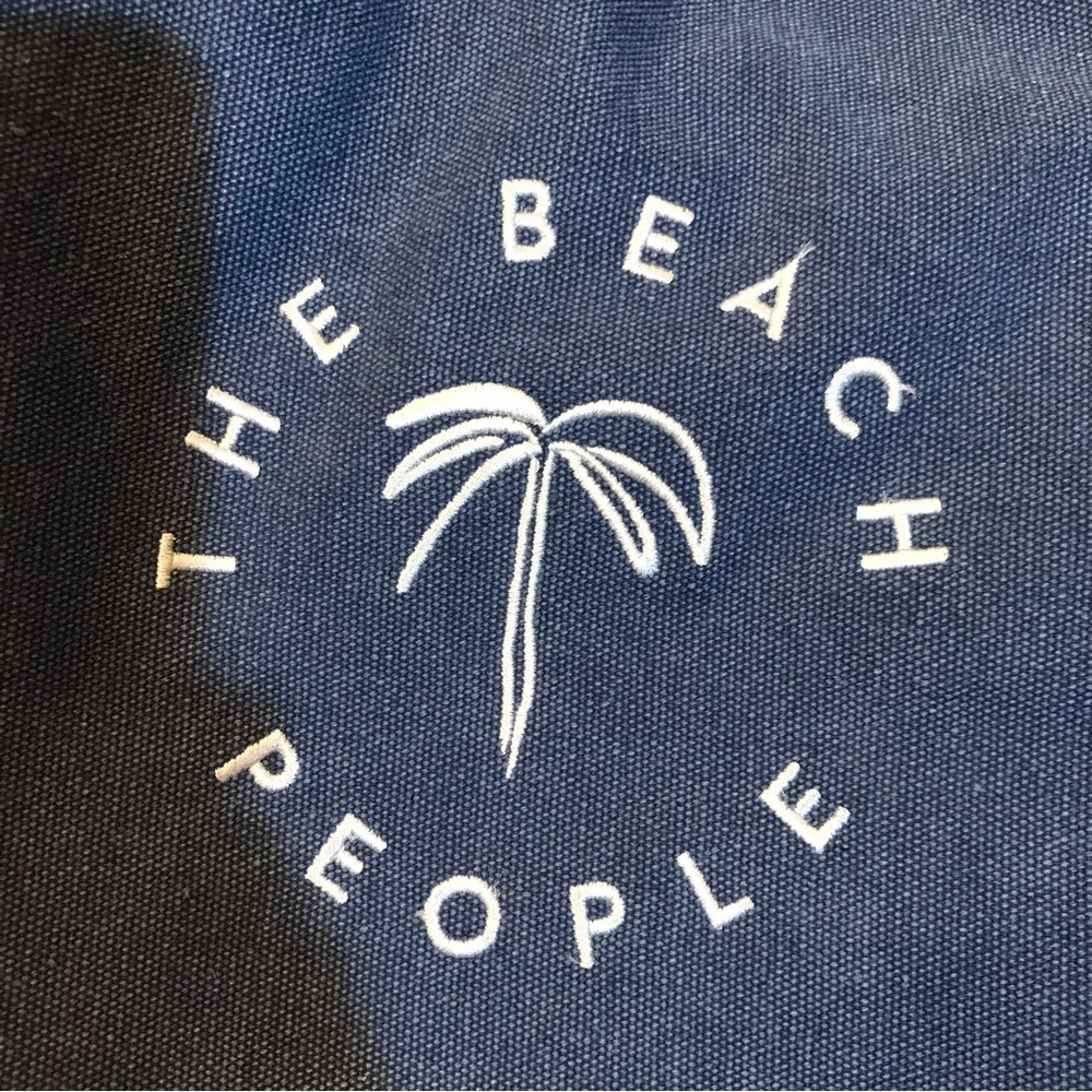 🏝THE BEACH PEOPLE Weekender/Beach Bag - Picture 4 of 11